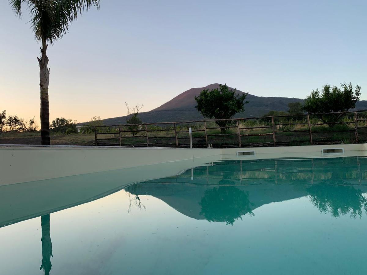Vesuvio Casa De Charme Bed & Breakfast Trecase Exterior photo